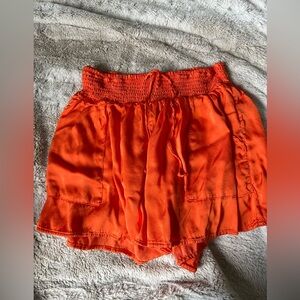 Aerie Smocked Waist Orange Satin Women’s Shorts Size Small